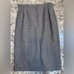 Vintage Women’s 100% Wool Skirt Size 12